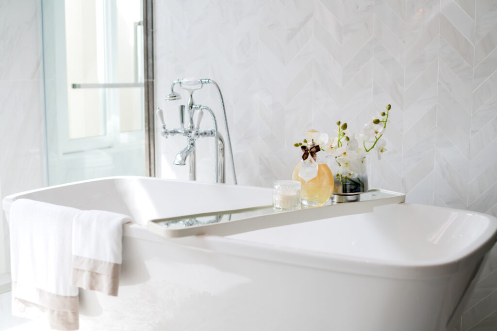 luxury tub
